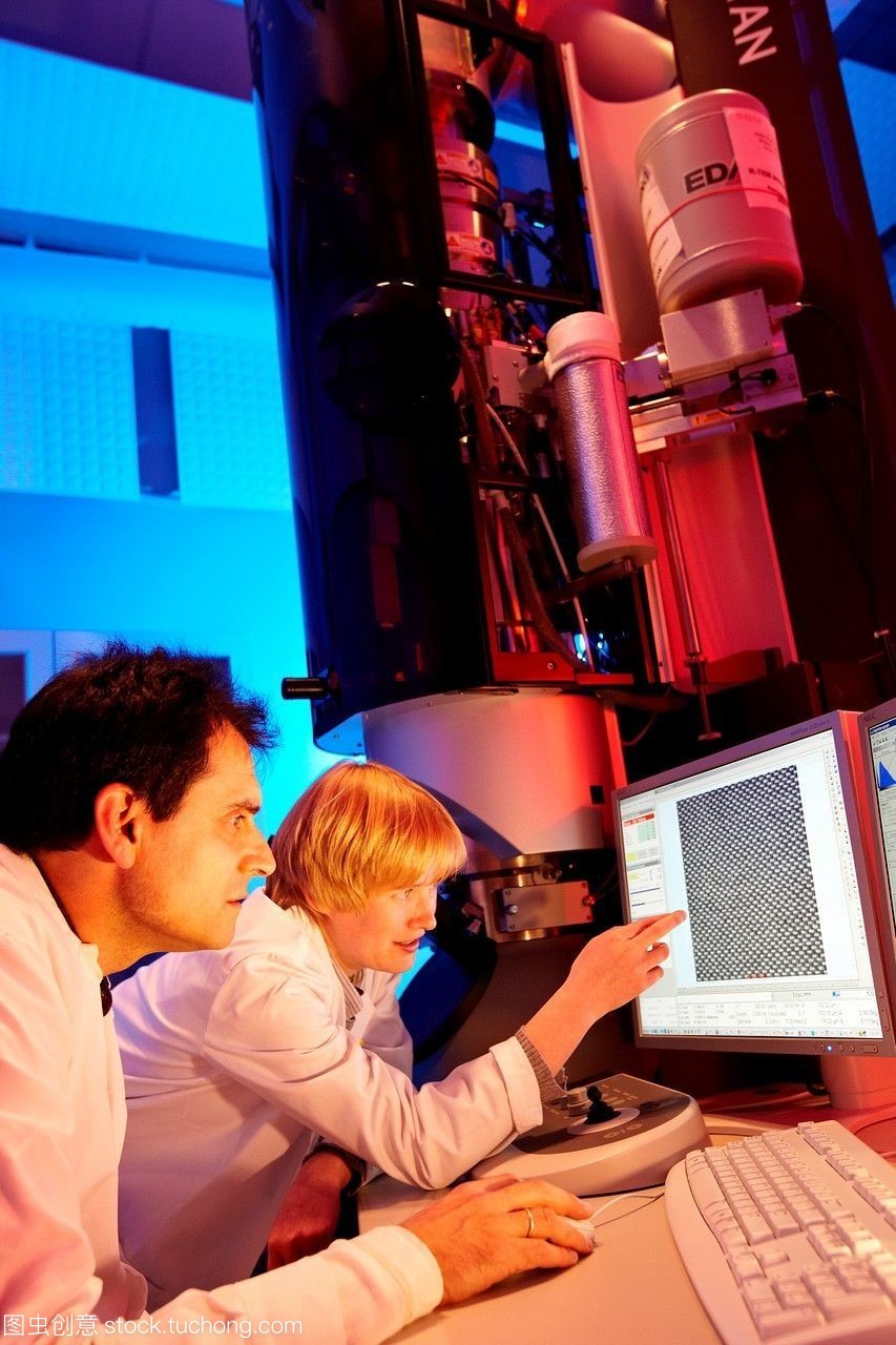 原子尺度下的世界 利用TEM與HR-TEM在納米科學合作研究中心探索納米材料奧秘