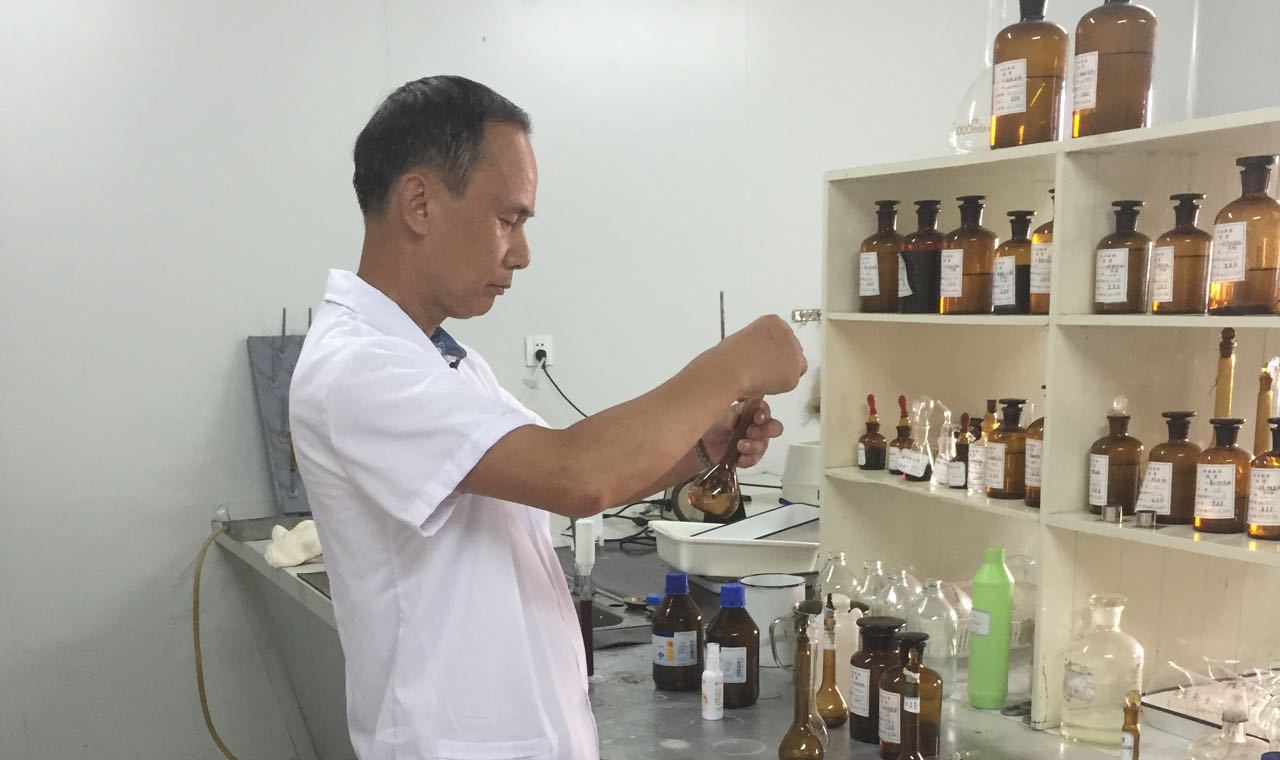 退役不褪色，守正創(chuàng)新鑄就“健康脊梁”——記浙江省首屆最美退役軍人、舟山保健食品生產(chǎn)者毛偉平